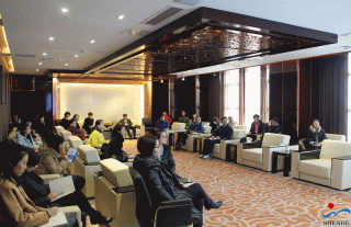 “神”祗忠勤丨集团公司开展2016年度治理职员培训事情